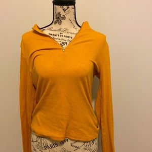 Sweater,yellow,zip up and down, size small